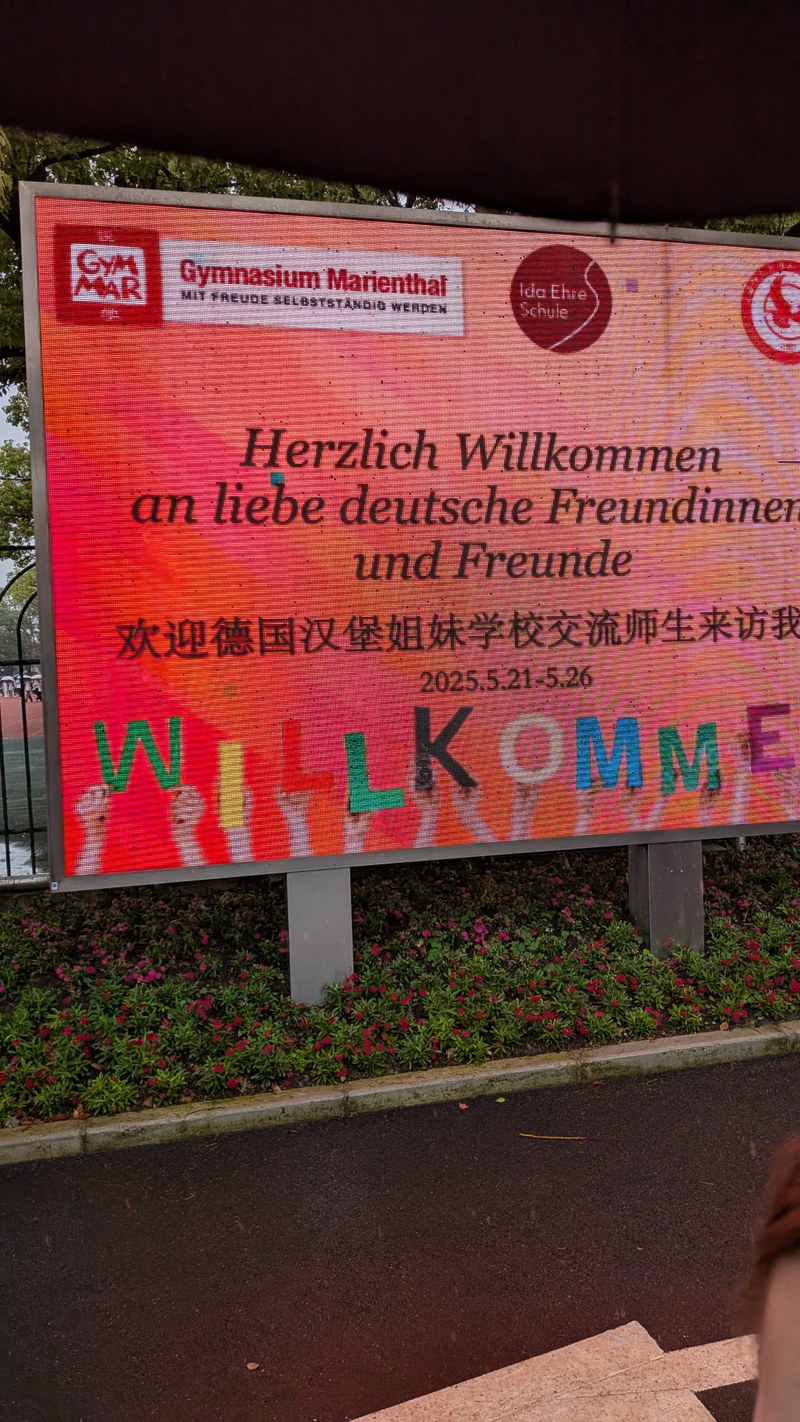 Begrüßung